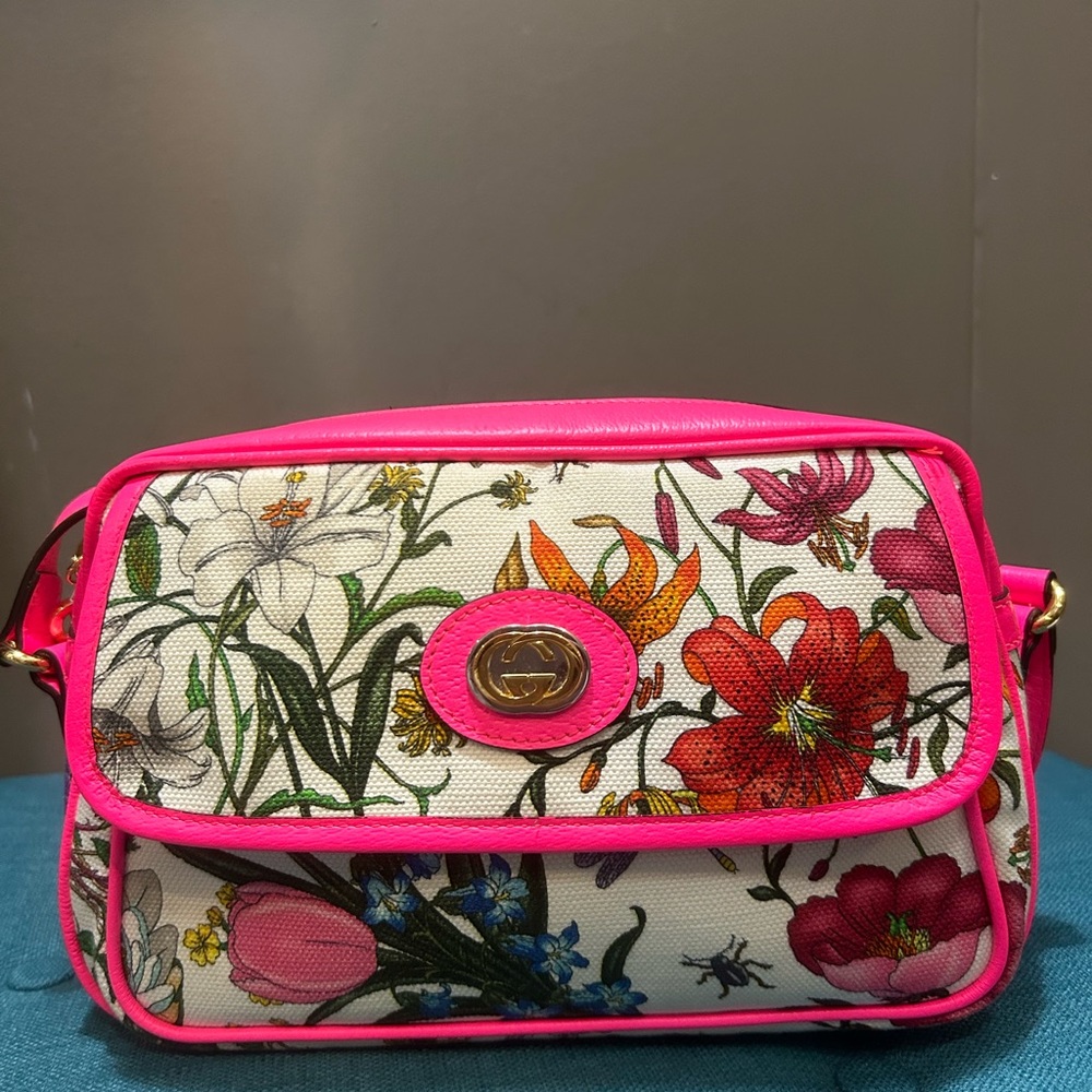 Gucci Flora Floral Canvas Shoulder Bag w-Hot Pink Trim